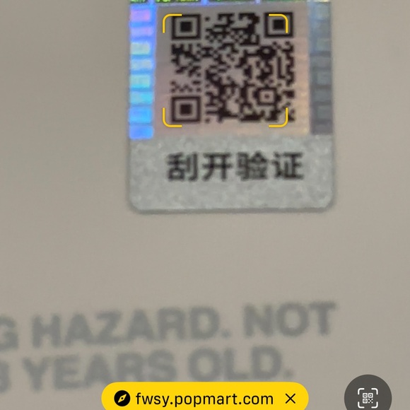 AUTHENTIC Big Into Energy Labubu Happiness - Picture 2 of 2